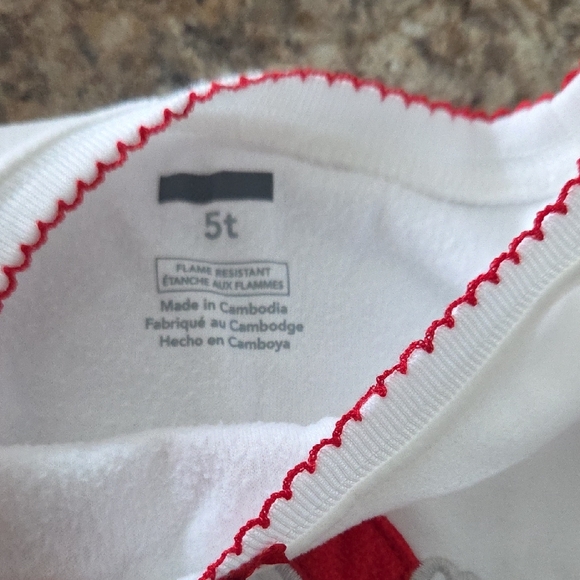 Carter's Size 5 T Girl's Red and White Christmas Dog Pajama Set NWT - Picture 4 of 7